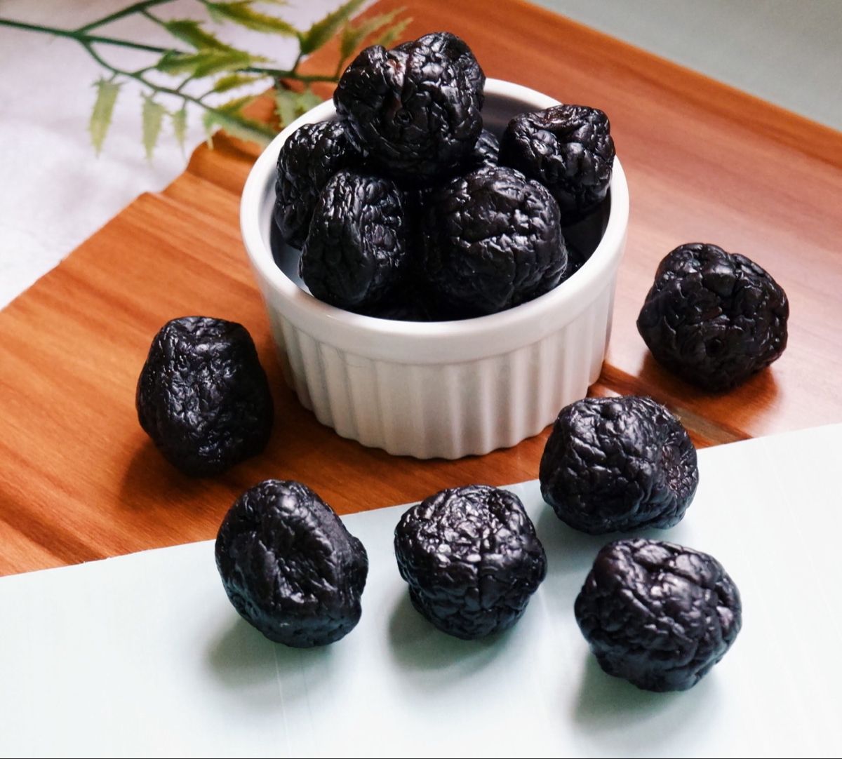 Premium Black Plums (Dried)
